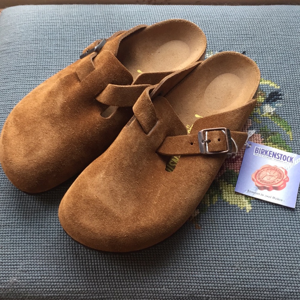 SUEDE BIRKENSTOCK CLOGS